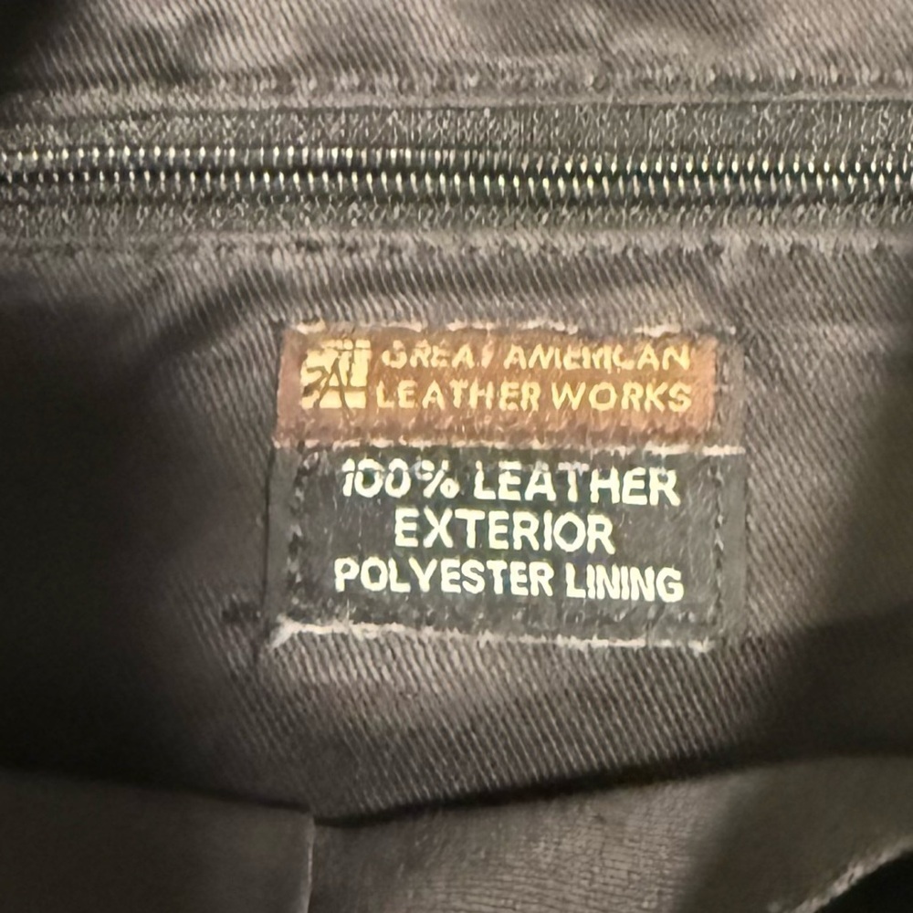 Gently Used Great American Leather Works Black Leather Shoulder Bag - Picture 2 of 7